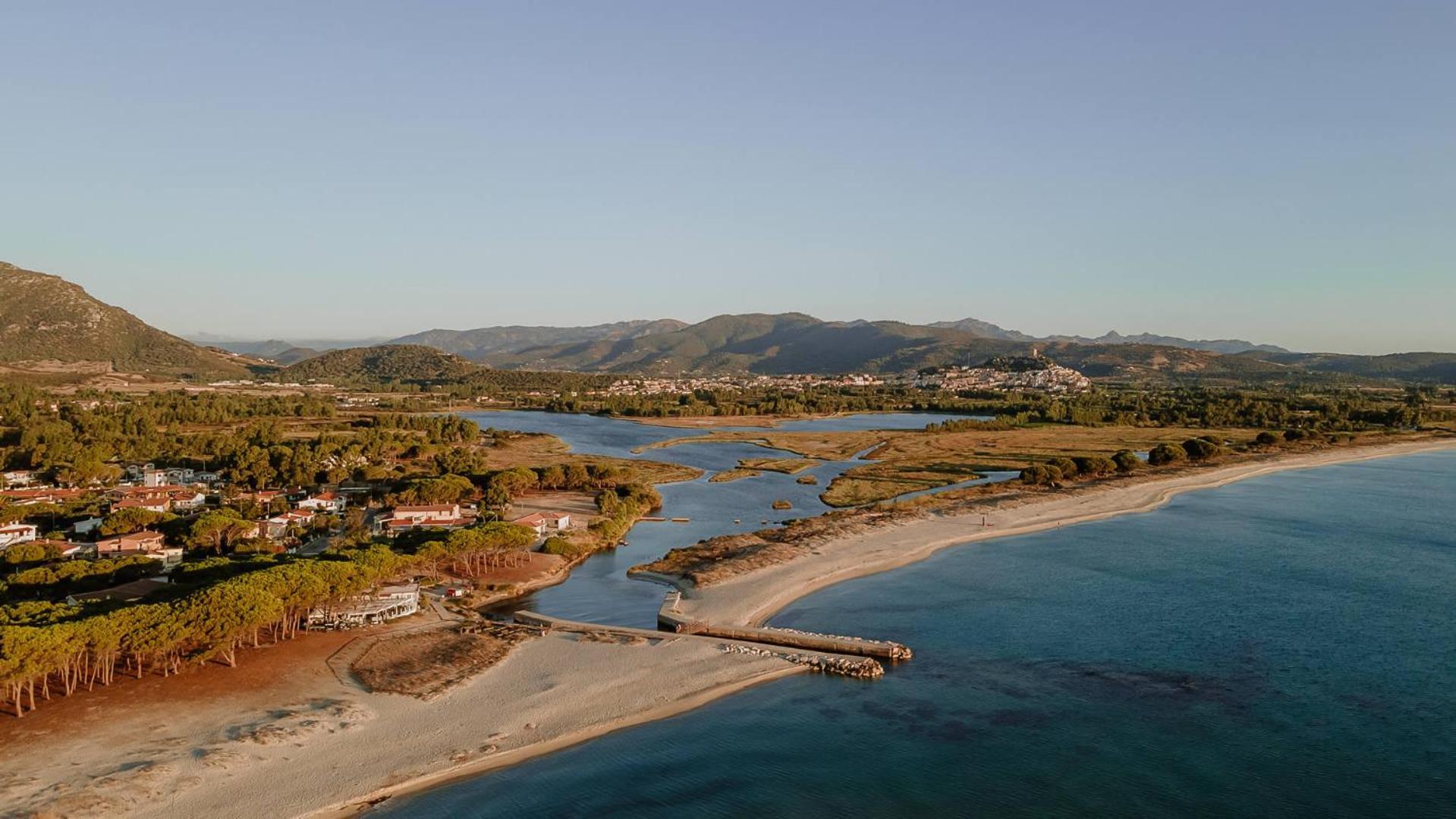 A Cara A Mare Villa Posada  Luaran gambar